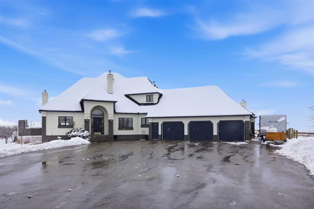 266 Country Lane Drive , A2302168, Alberta,