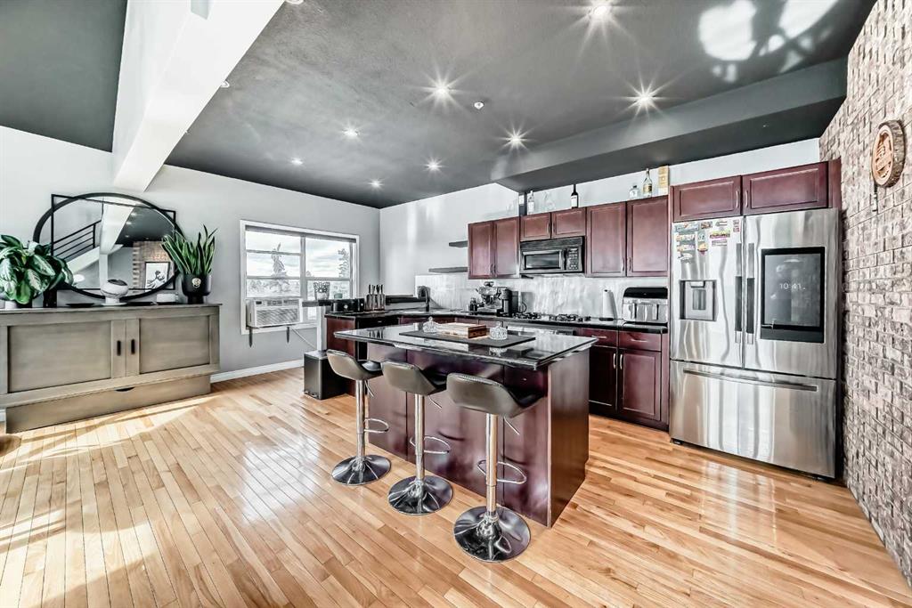 113, 6650 Old Banff Coach Road SW, A2302177, Alberta,