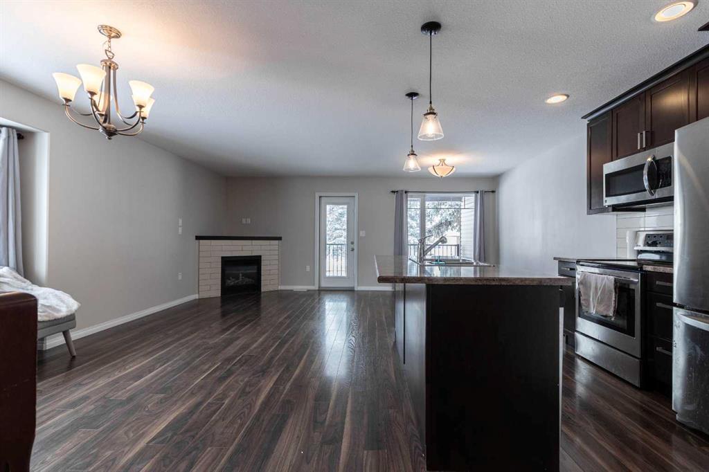 Fourth View of 2254 15 Avenue SE, Crestwood-Norwood, Medicine Hat, Alberta, T1A 3S1