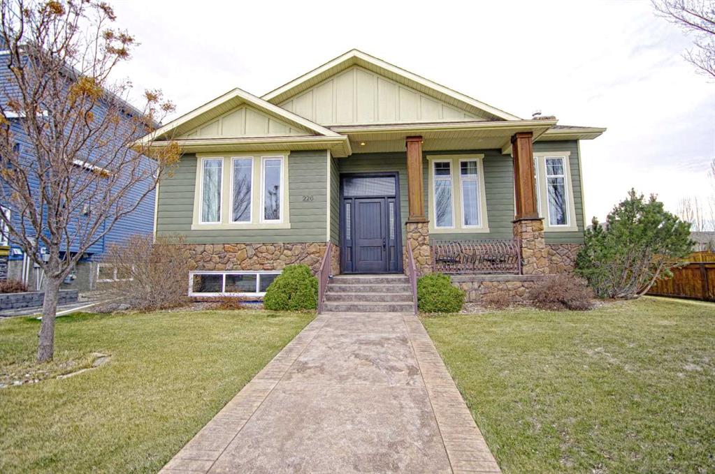 226 Riverstone Boulevard W, A2302215, Alberta,