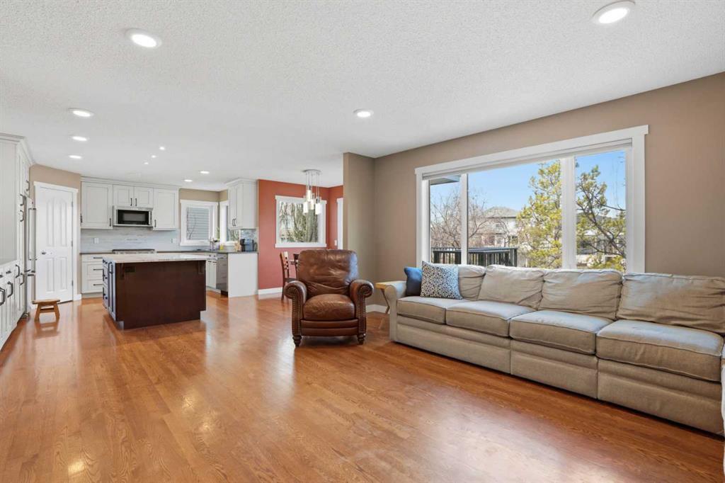 Fifth View of 444 Douglas Glen Close SE, Douglasdale/Glen, Calgary, Alberta, T2Z 3A4