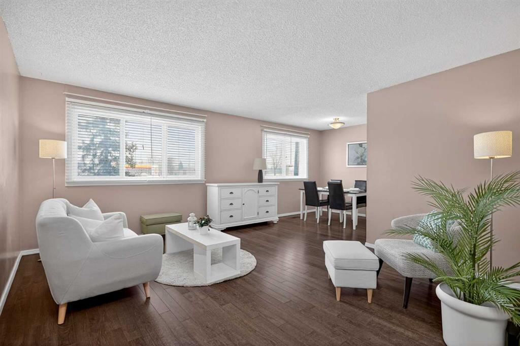 Third View of 10304 Braeside Drive SW, Braeside, Calgary, Alberta, T2W 1B4