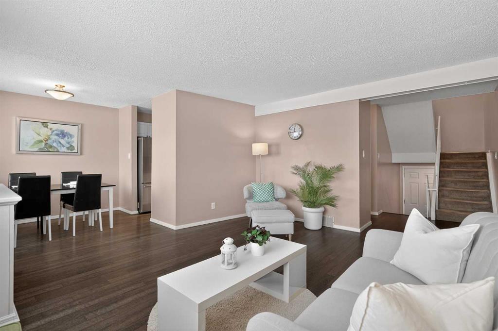 Fourth View of 10304 Braeside Drive SW, Braeside, Calgary, Alberta, T2W 1B4