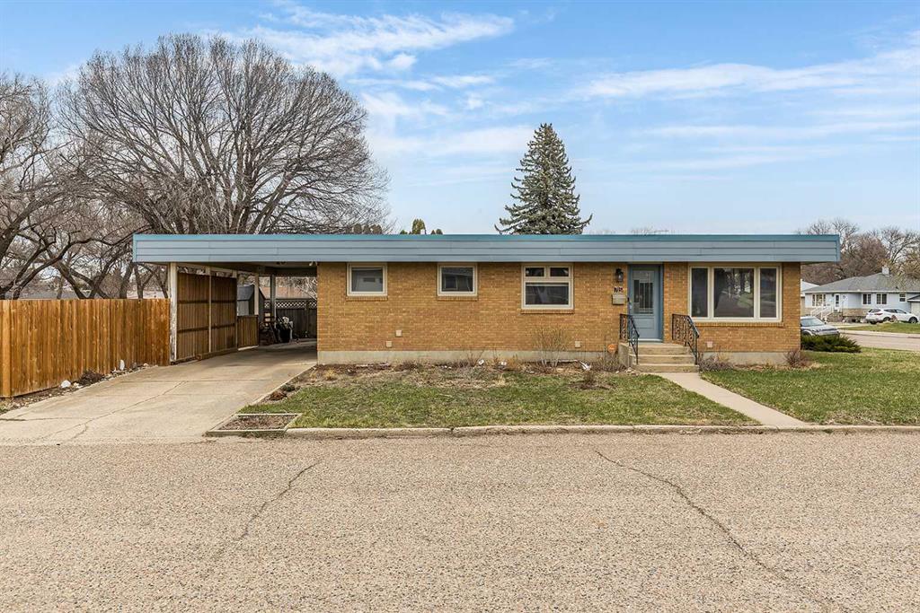 Fourth View of 75 Robertson Way SE, SW Hill, Medicine Hat, Alberta, T1A 5J3