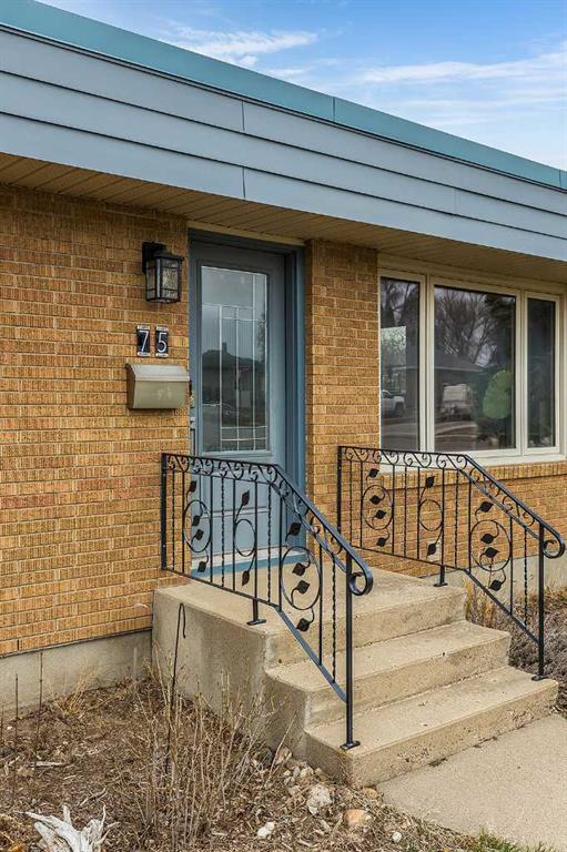 Fifth View of 75 Robertson Way SE, SW Hill, Medicine Hat, Alberta, T1A 5J3