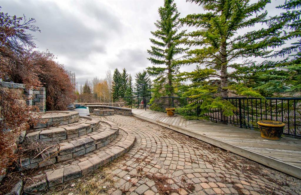 Fifth View of 3701 Springbank Hill Drive SW, Springbank Hill, Calgary, Alberta, T3H 4J8