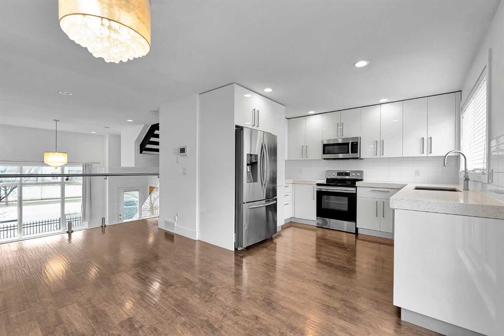 202, 1530 bayside Avenue SW, A2302324, Alberta,