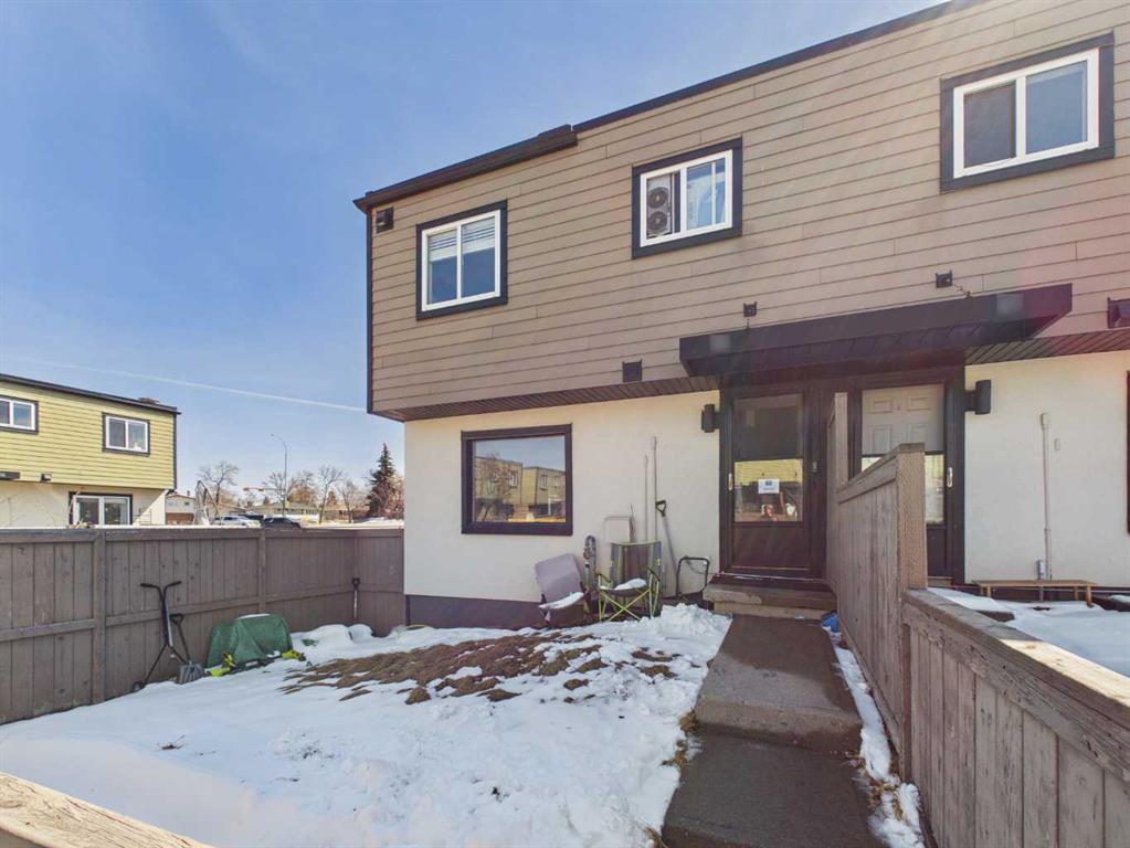 Second View of 68, 3809 45 Street SW, Glenbrook, Calgary, Alberta, T3E3H4