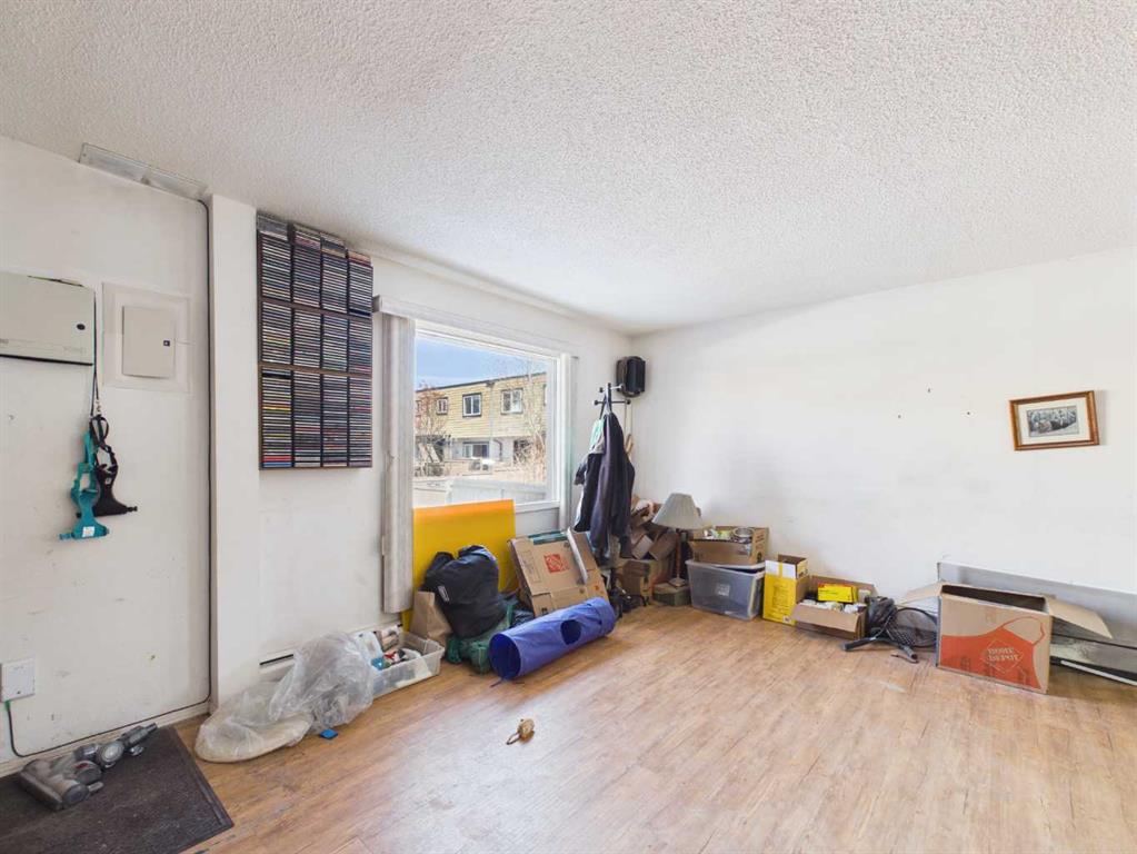 Fifth View of 68, 3809 45 Street SW, Glenbrook, Calgary, Alberta, T3E3H4