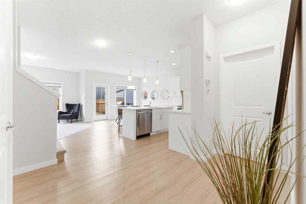 Fourth View of 69 Legacy Manor SE, Legacy, Calgary, Alberta, T2X 2E9