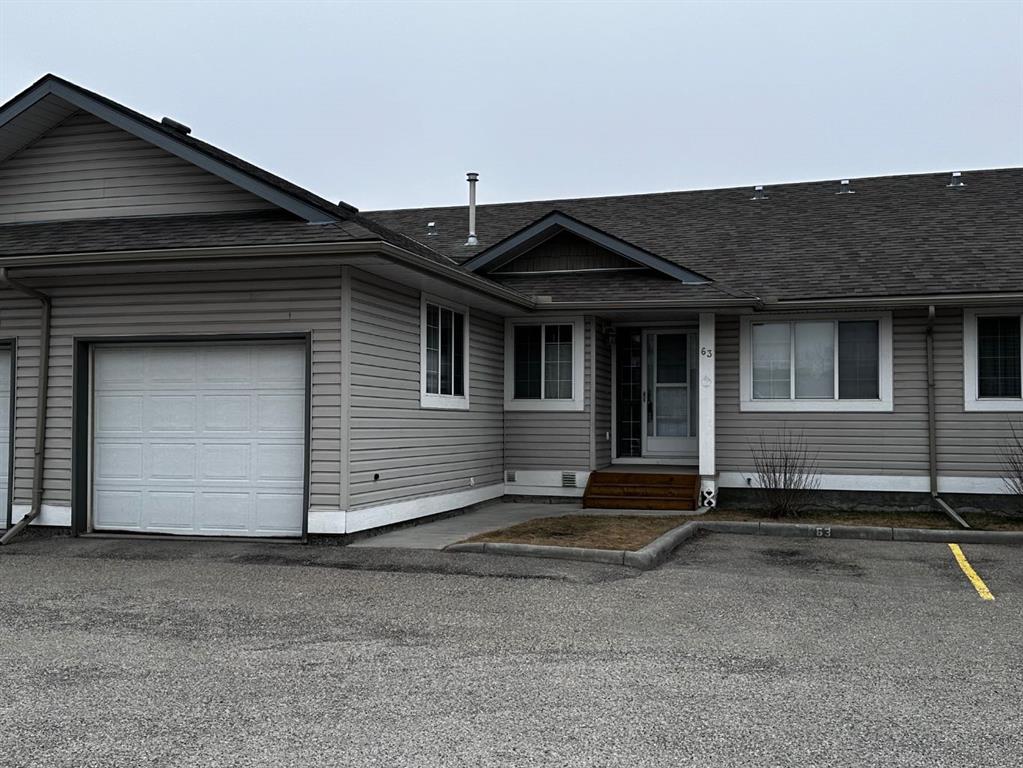 Third View of 63, 4 Stonegate Drive NW, Stonegate, Airdrie, Alberta, T4B 2R3