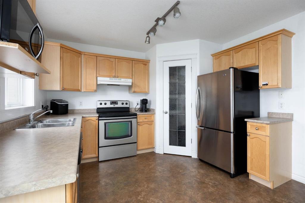 Fourth View of 182 Mcdougall Crescent , Timberlea, Fort McMurray, Alberta, T9K 2P7