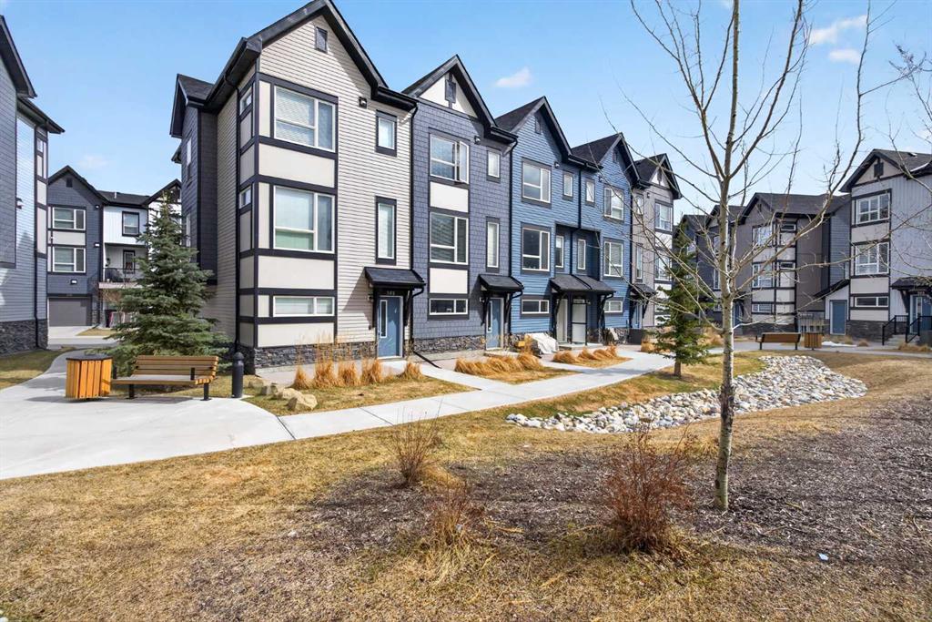 Fourth View of 306, 15 Evanscrest Park NW, Evanston, Calgary, Alberta, T3R1V5