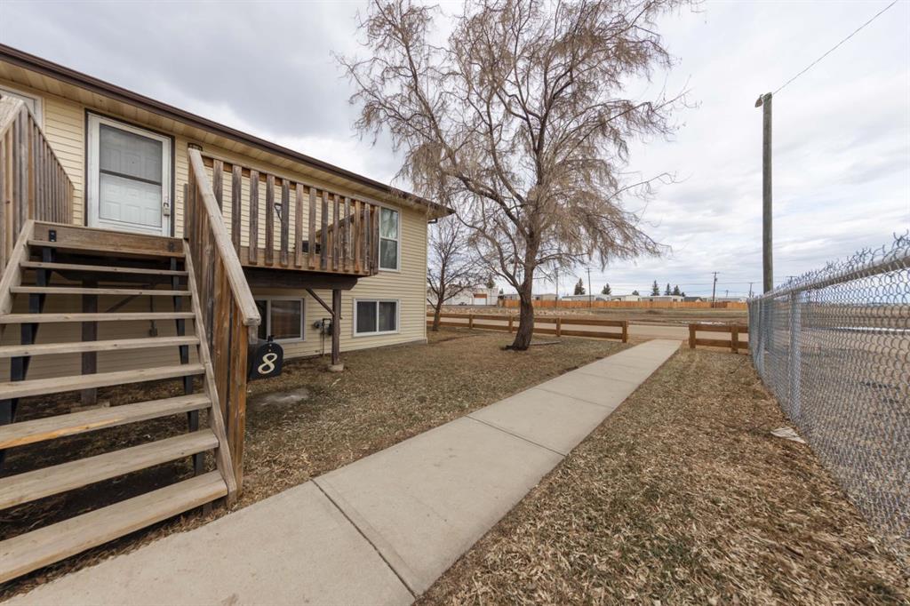 Third View of 8, 5219 57 Street , North Lloydminster, Lloydminster, Alberta, T9V0V4