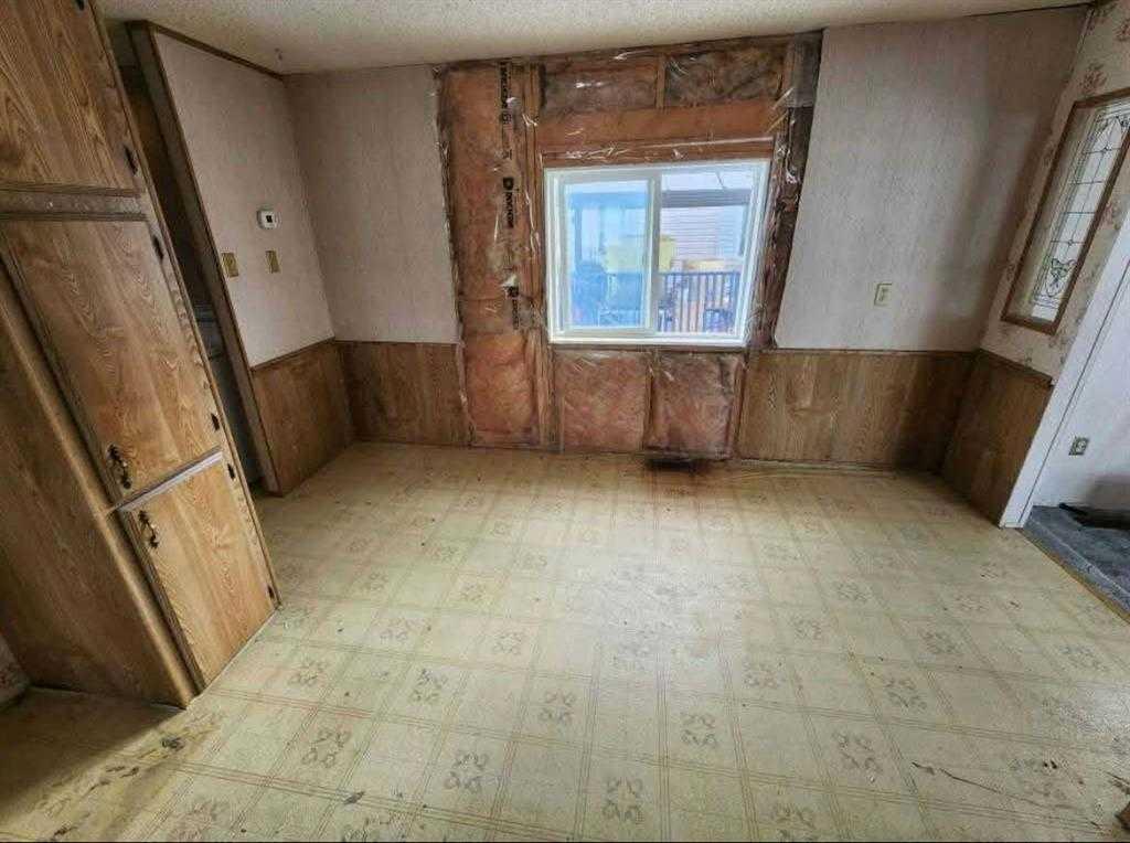 Fifth View of 183, 10615 88 Street , MH - Trumpeter Village, Grande Prairie, Alberta, T8X1P5