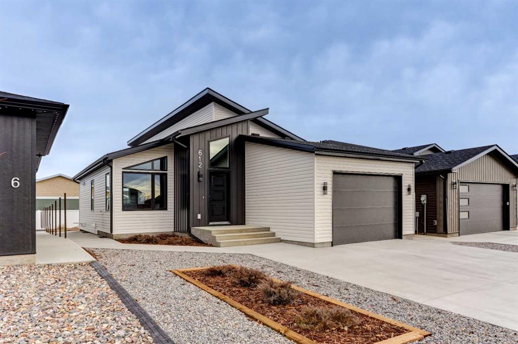 Third View of 612 Parkside Green , NONE, Coaldale, Alberta, T1M 0B2