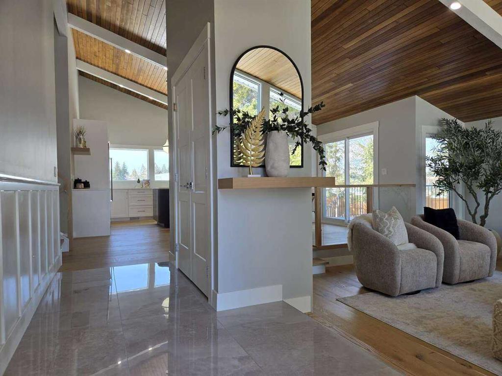 Third View of 172 Oakchurch Place SW, Oakridge, Calgary, Alberta, T2V 4B5