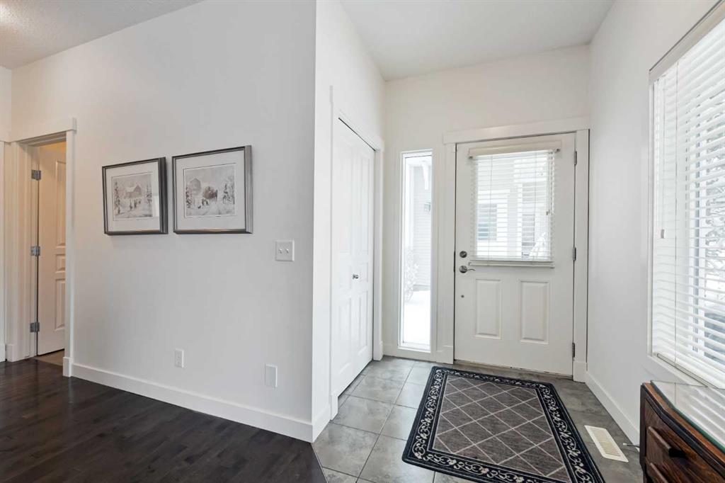 Fifth View of 706, 281 Cougar Ridge Drive SW, Cougar Ridge, Calgary, Alberta, T3H 0J3