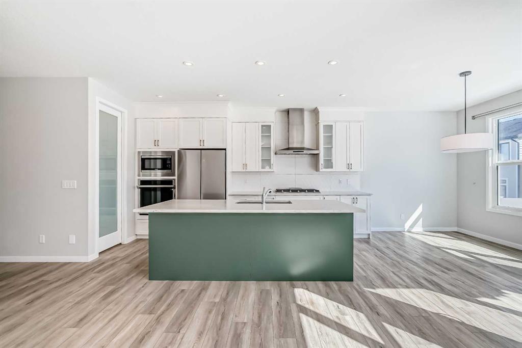 Fifth View of 16 West Grove Link SW, West Springs, Calgary, Alberta, T3H 6E3