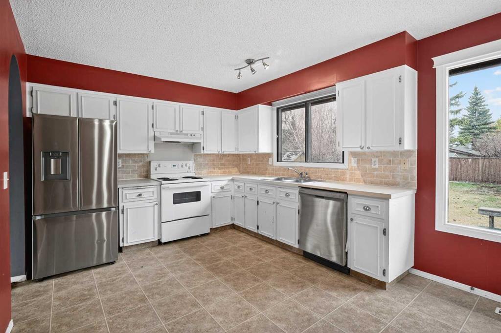 Fourth View of 15131 Deer Run Drive SE, Deer Run, Calgary, Alberta, T2J 3H6