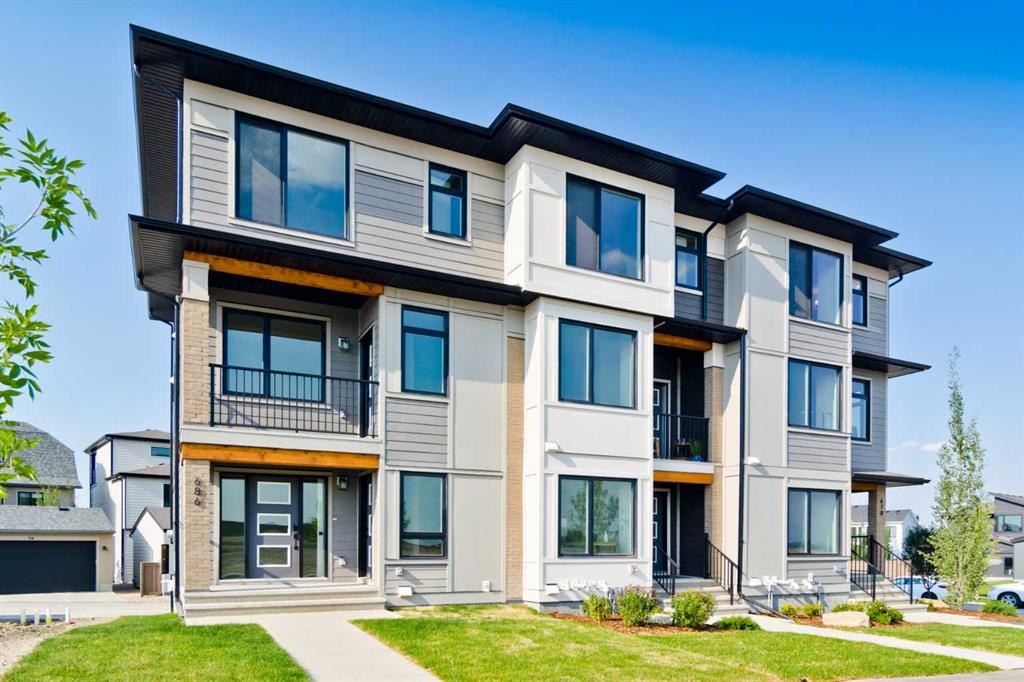 245 Big Horn Avenue , A2302647, Alberta,