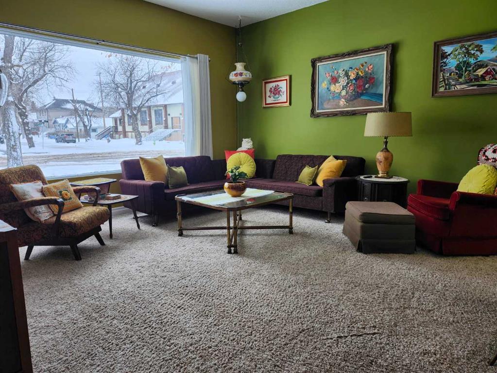 Fourth View of 220 3 Avenue E, Downtown, Drumheller, Alberta, T0J0Y4