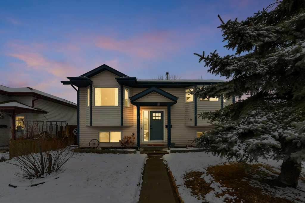 176 Westgate Crescent , A2302726, Alberta,
