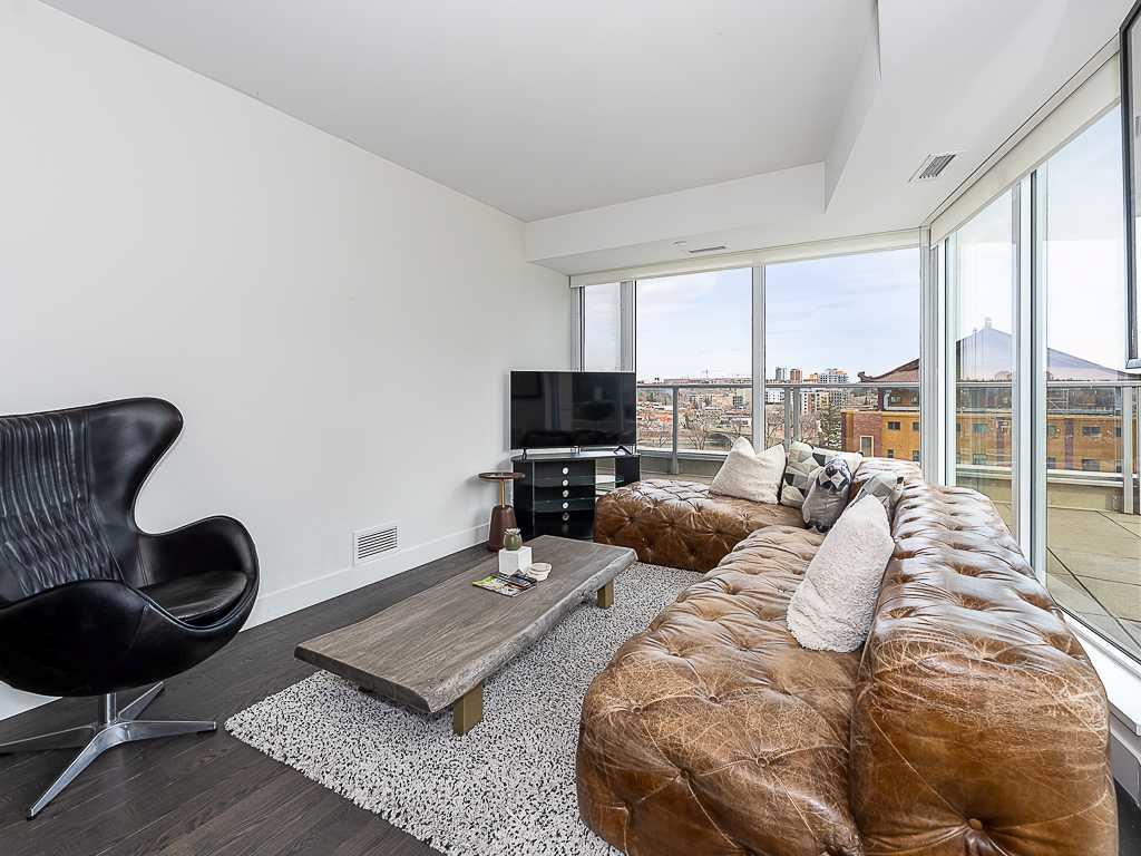 Fifth View of 805, 1025 5 Avenue SW, Downtown West End, Calgary, Alberta, T2P 1N4