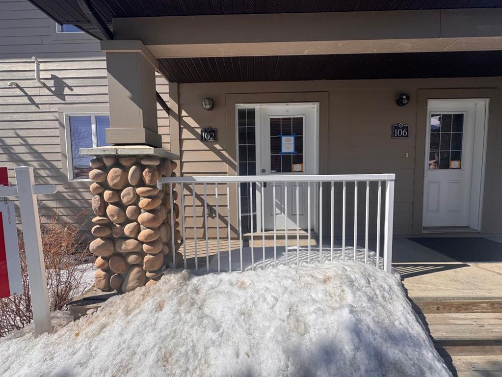 102, 109 Fontaine Crescent  , A2302767, Alberta,