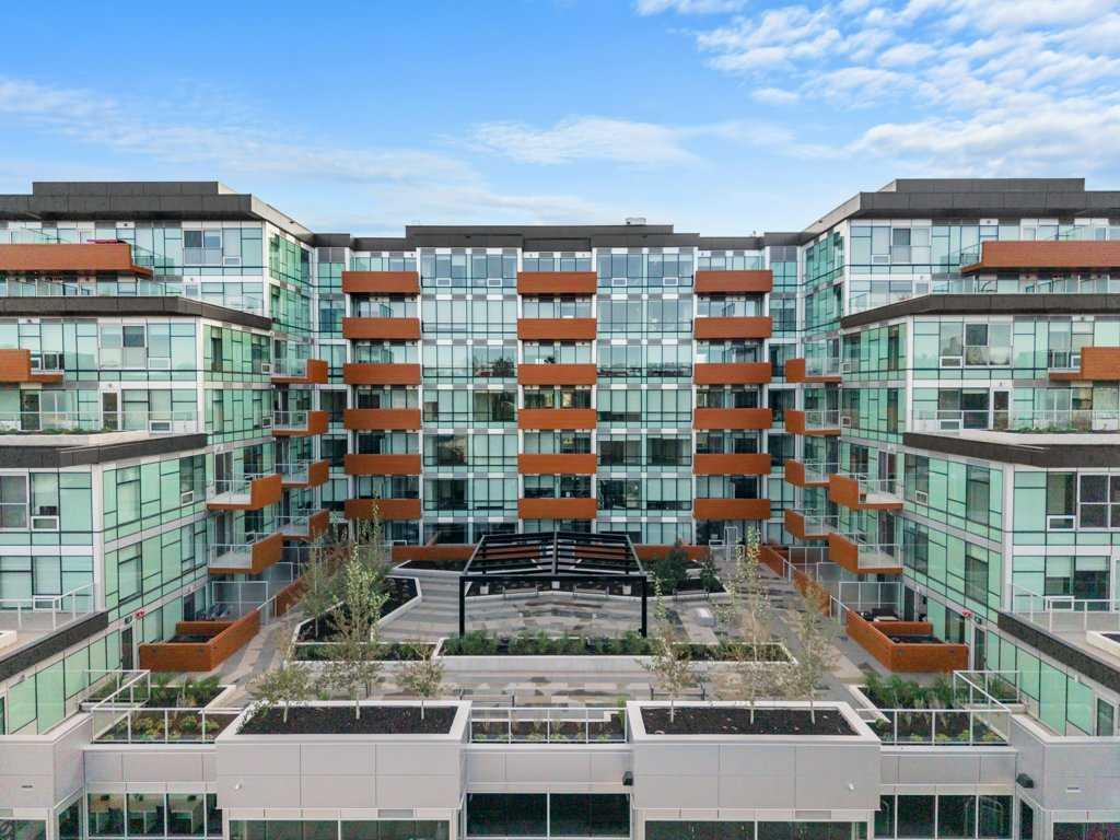 819, 110 18A Street NW, A2302802, Alberta,