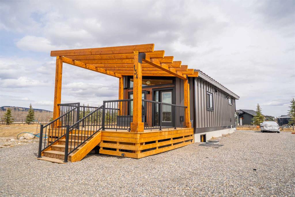 134 Cottageclub Court , A2302815, Alberta,