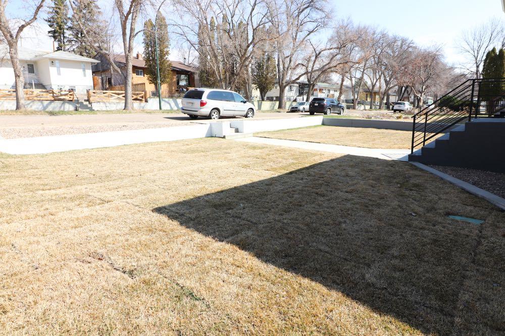 Fifth View of 377 4 Street NW, Riverside, Medicine Hat, Alberta, T1A 6M7