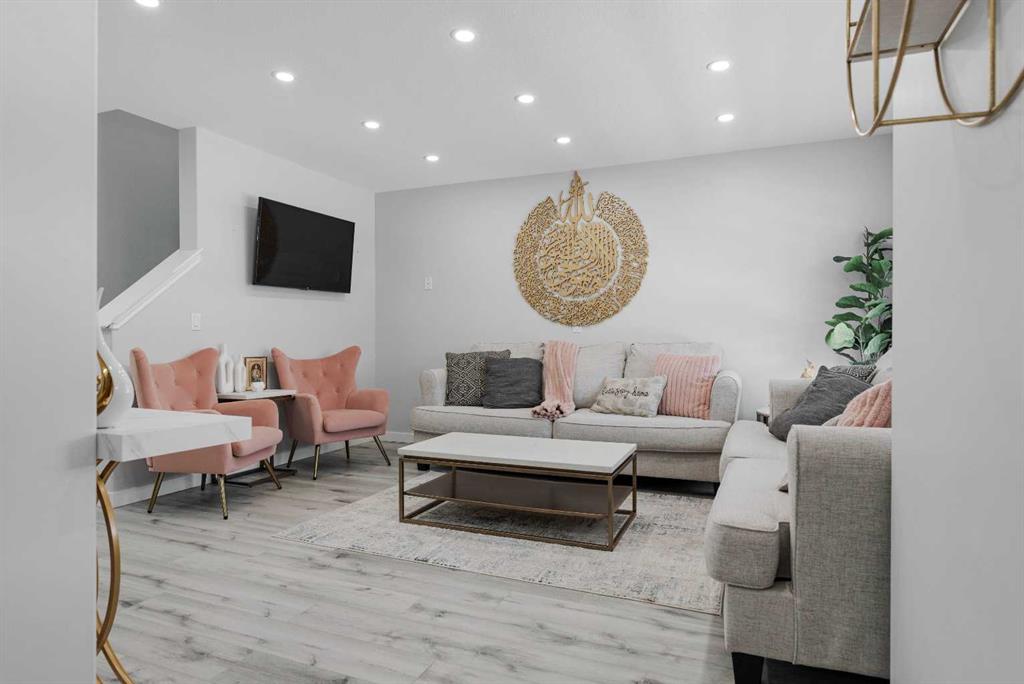 Fourth View of 136 Fireweed Crescent , Timberlea, Fort McMurray, Alberta, T9J0J3