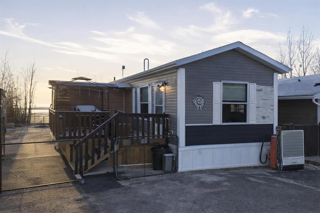 Fourth View of 40, 41019 Range Road 11  , Sandy Point, Rural Lacombe County, Alberta, T0C 0J0