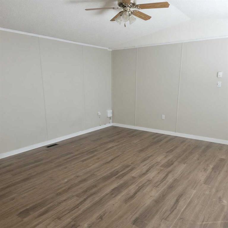 Third View of 130, 810 56 Street  , Edson, Edson, Alberta, T7E 1Y3