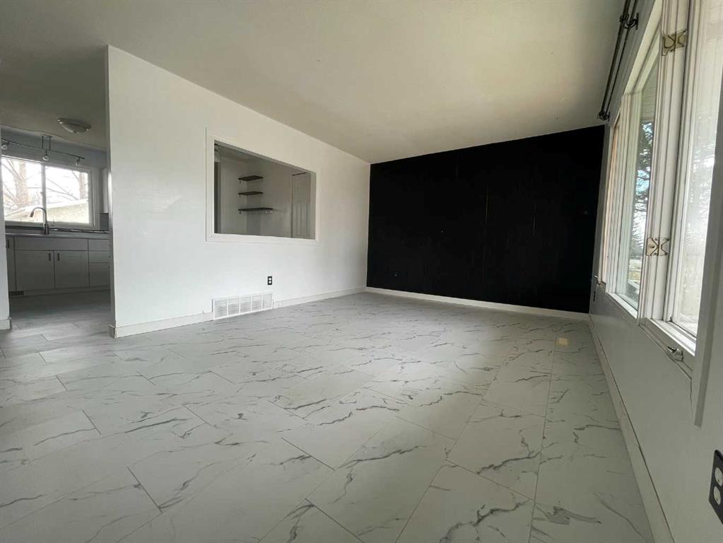 Third View of 3501 47 Avenue , Aurora, Lloydminster, Saskatchewan, S9V1K9