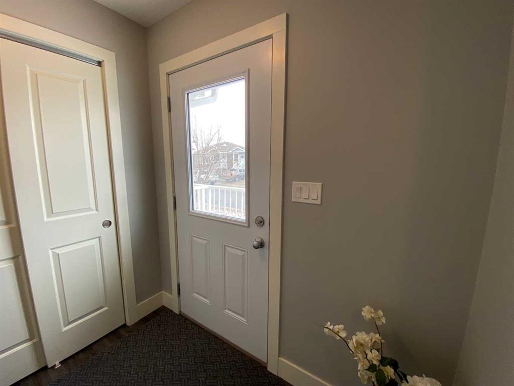 Fourth View of 10 Sage Brush Avenue , NONE, Taber, Alberta, T1G 0E8