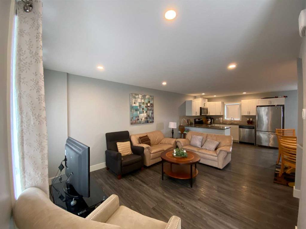 Fifth View of 10 Sage Brush Avenue , NONE, Taber, Alberta, T1G 0E8