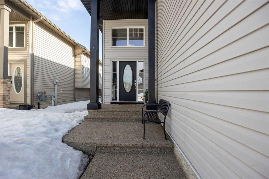 Third View of 349 Walnut Crescent , Timberlea, Fort McMurray, Alberta, T9K 0W3