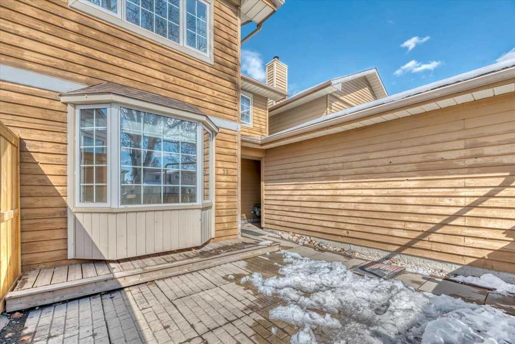 Fifth View of 32 Midpark Drive SE, Midnapore, Calgary, Alberta, T2X 1T2