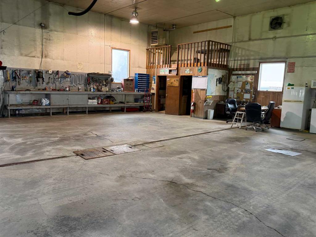 Fifth View of 4411 49 Avenue , East Side Industrial, Rocky Mountain House, Alberta, T4T1E1