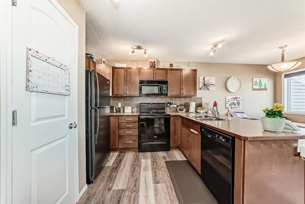 Fifth View of 602, 800 Yankee Valley Boulevard SE, Yankee Valley Crossing, Airdrie, Alberta, T4A 2L3