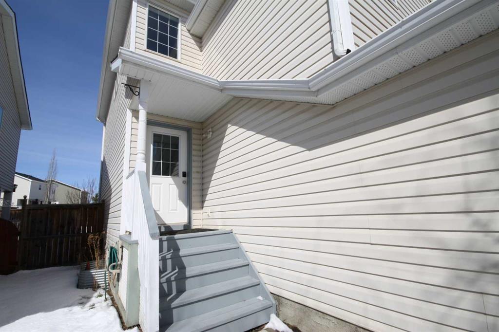 Fourth View of 309 Bridleridge Way SW, Bridlewood, Calgary, Alberta, T2Y 4M5