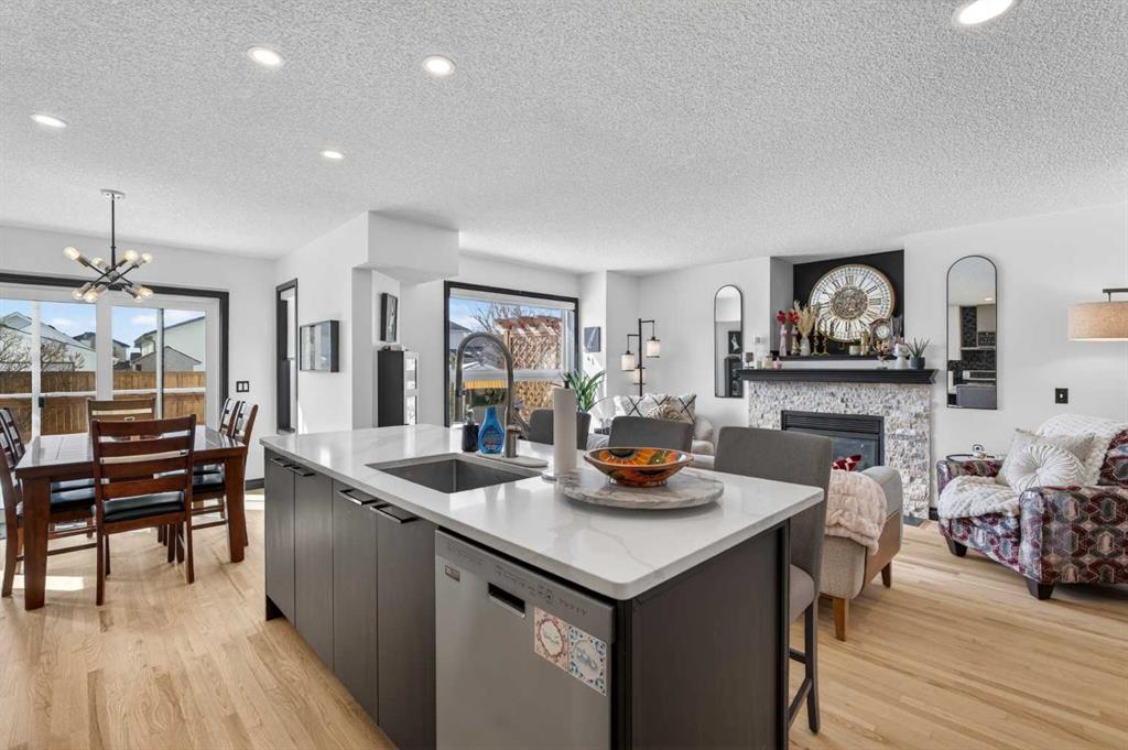 14 Covewood Place NE, A2303252, Alberta,