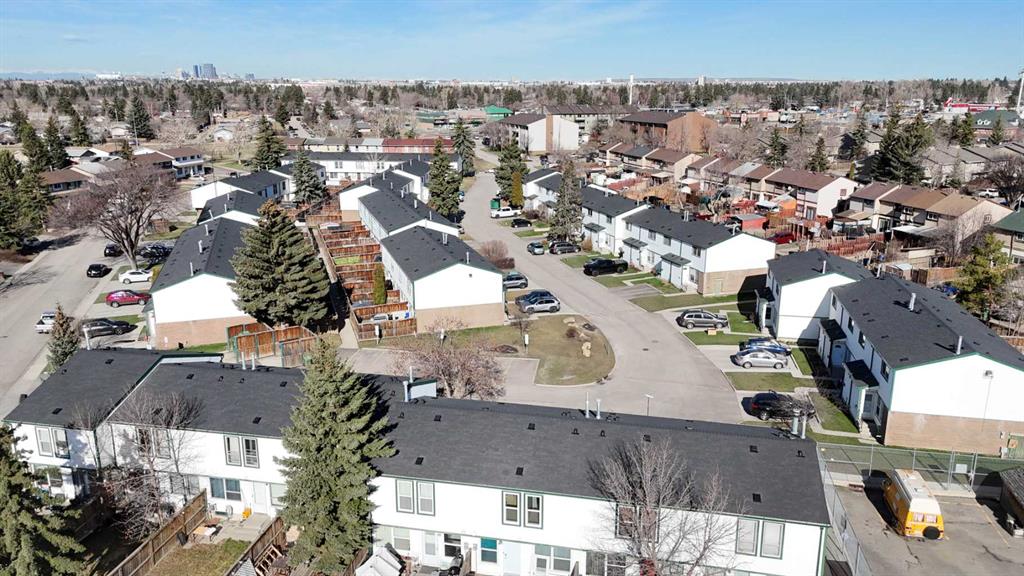 Fifth View of 6, 100 Pennsylvania Road SE, Penbrooke Meadows, Calgary, Alberta, T2A 4Y8