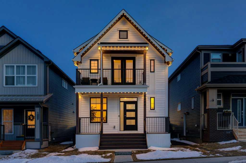 1005 Chinook Gate Heath SW, A2303357, Alberta,