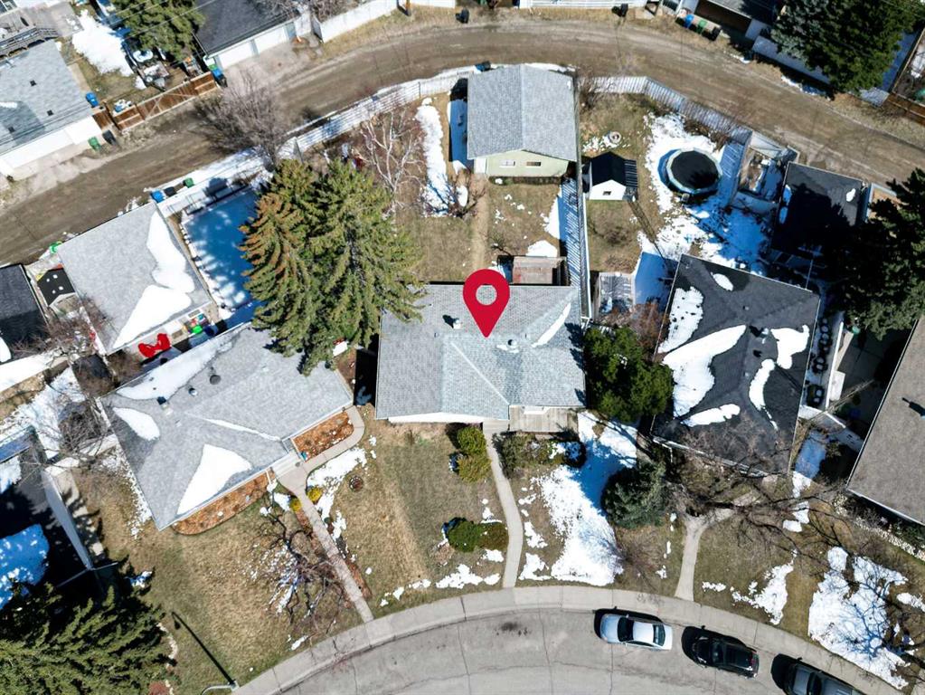 Third View of 48 Westover Drive SW, Westgate, Calgary, Alberta, T3C 2S4