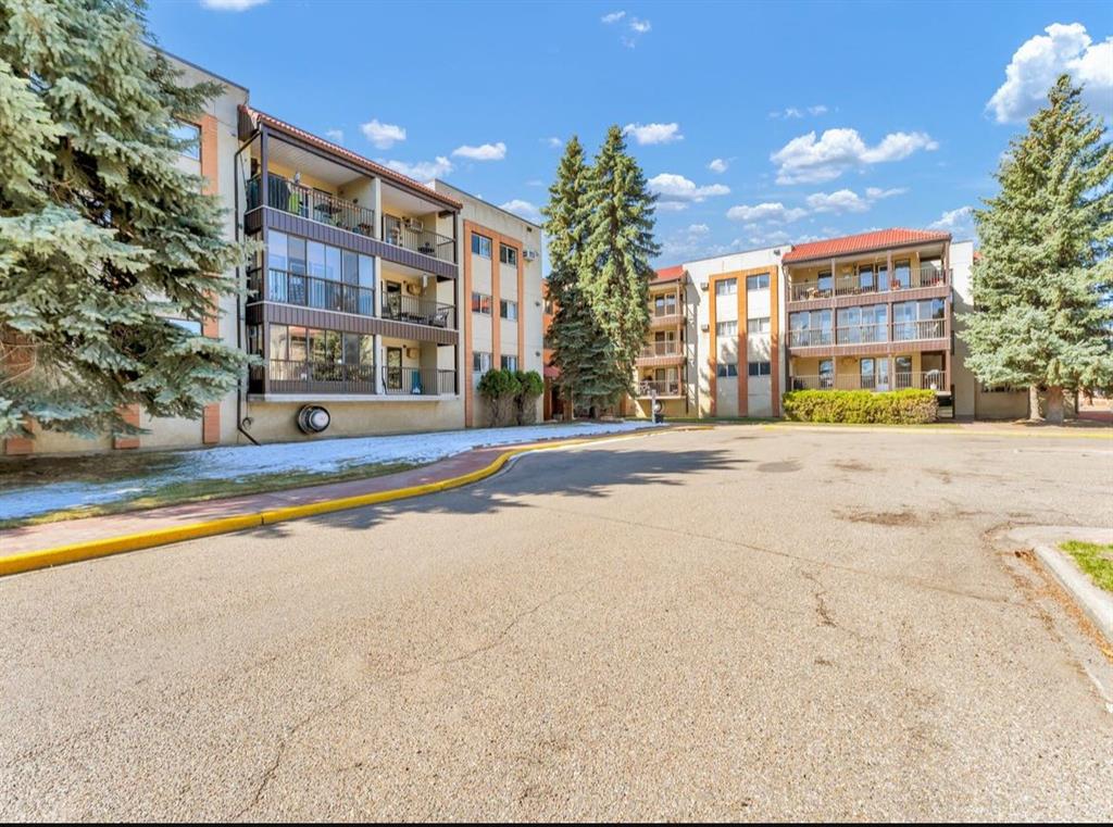 127, 1480 Southveiw Drive SE, A2303400, Alberta,