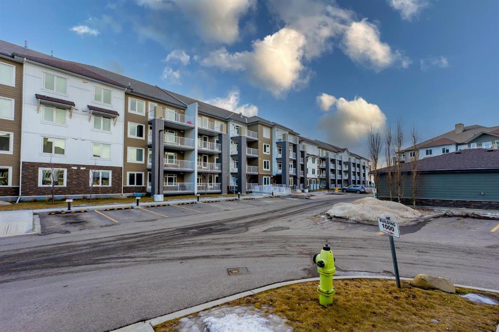 Fourth View of 2104, 6118 80 Avenue NE, Saddle Ridge, Calgary, Alberta, T3J 0S6