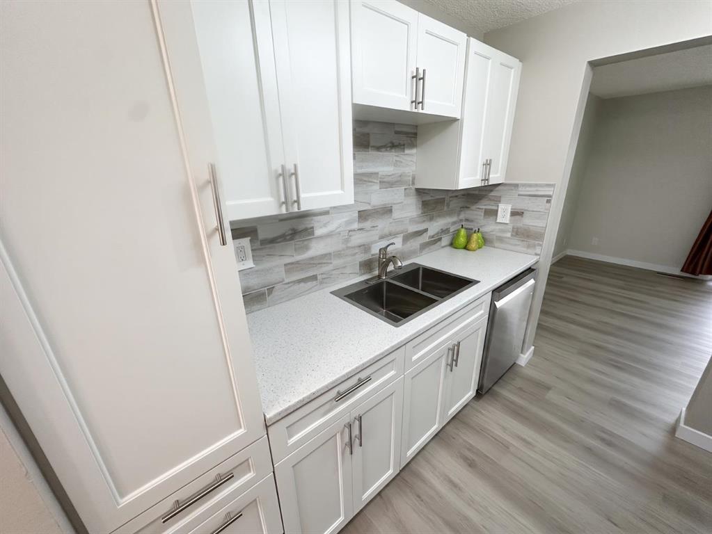 Fourth View of #16, 5935 63 Street , Highland Green, Red Deer, Alberta, T4N 6C1